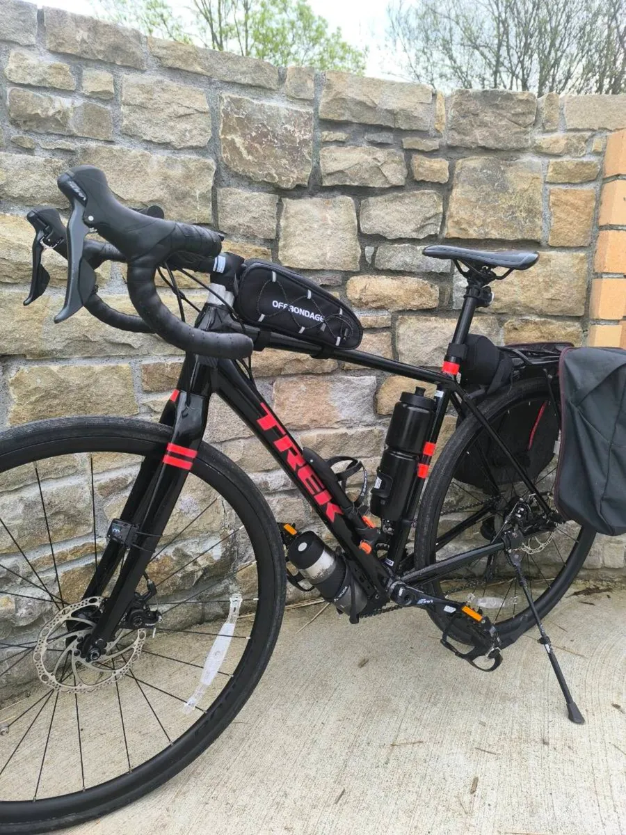 Trek Checkpoint AL 3. Size M - Image 1