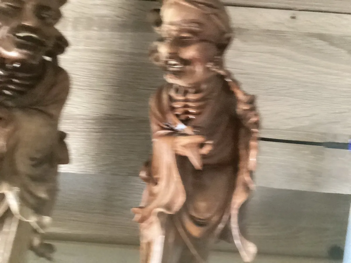 Carved Chinese figures - Image 4