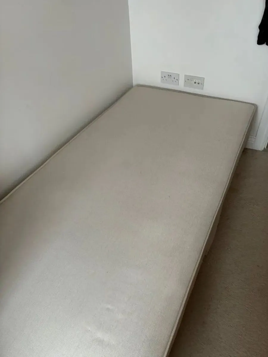 single bed with drawers and matress - Image 1
