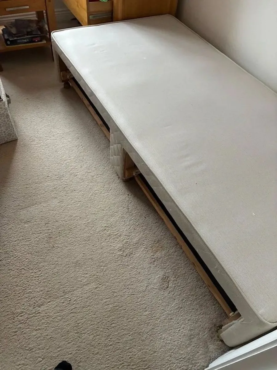 single bed with drawers and matress - Image 2