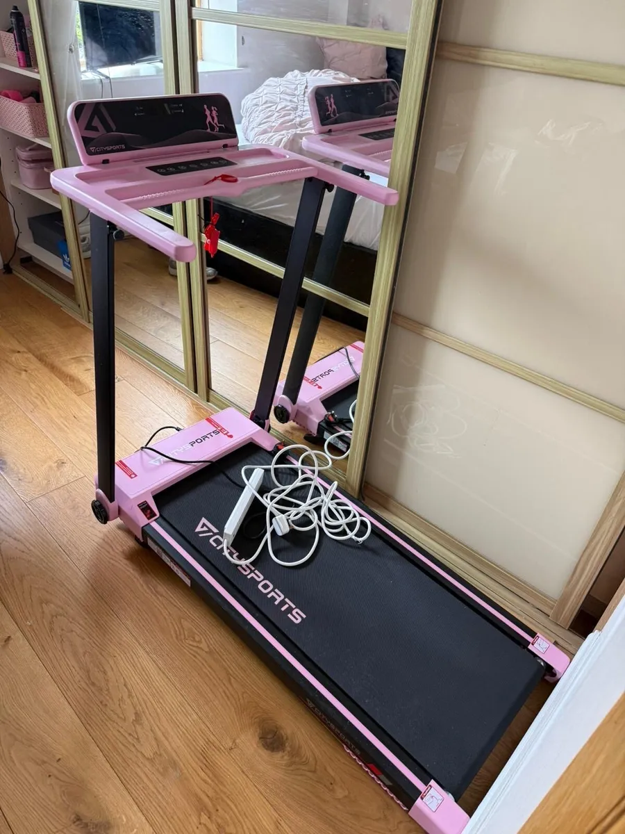 Treadmill - Image 1