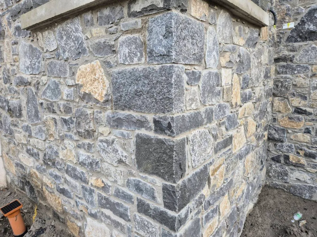 Salvage limestone building stone - Image 2