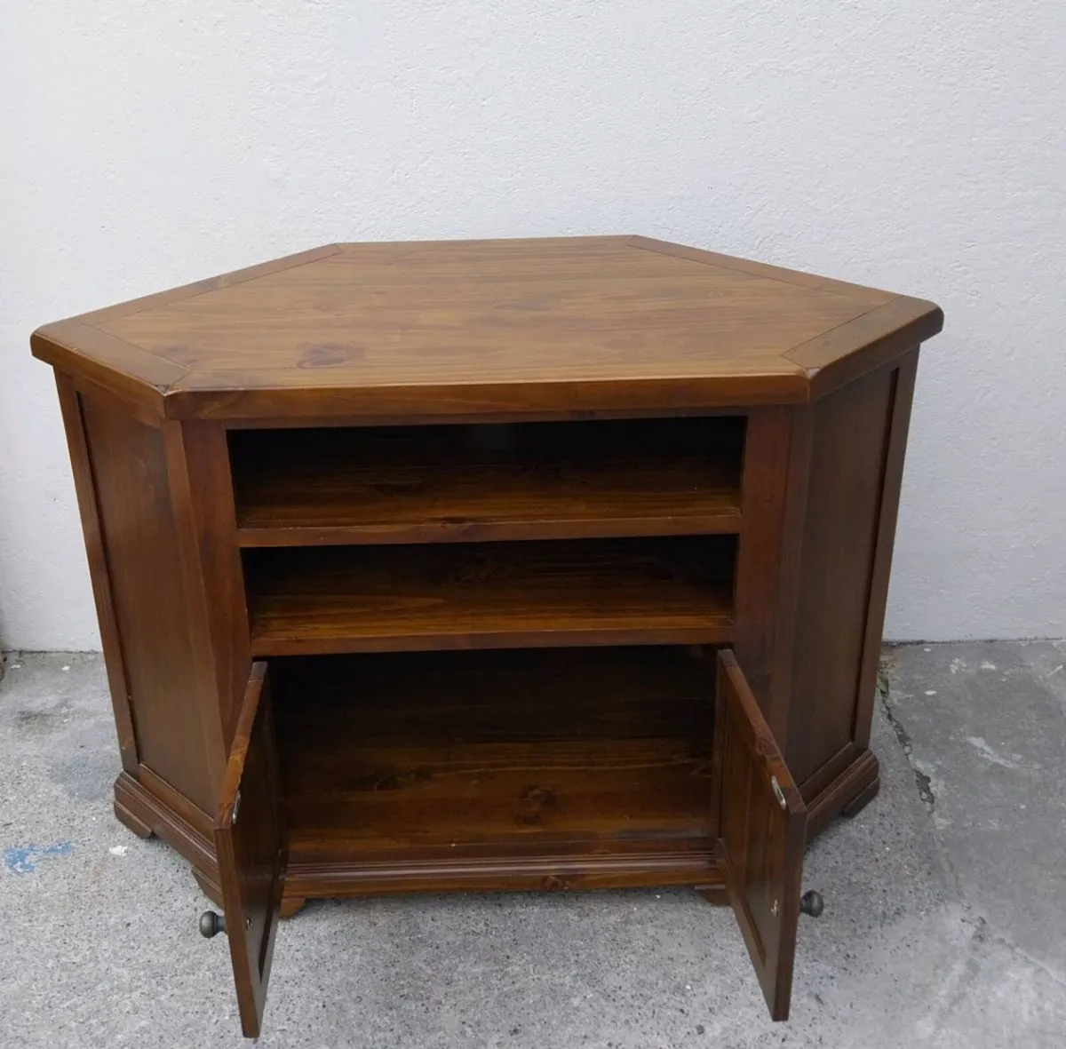Almost new TV entertainment  cabinet - Image 3