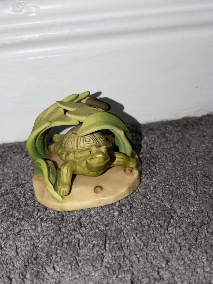 Vintage Franklin Mint Turtle Figurine - Image 1