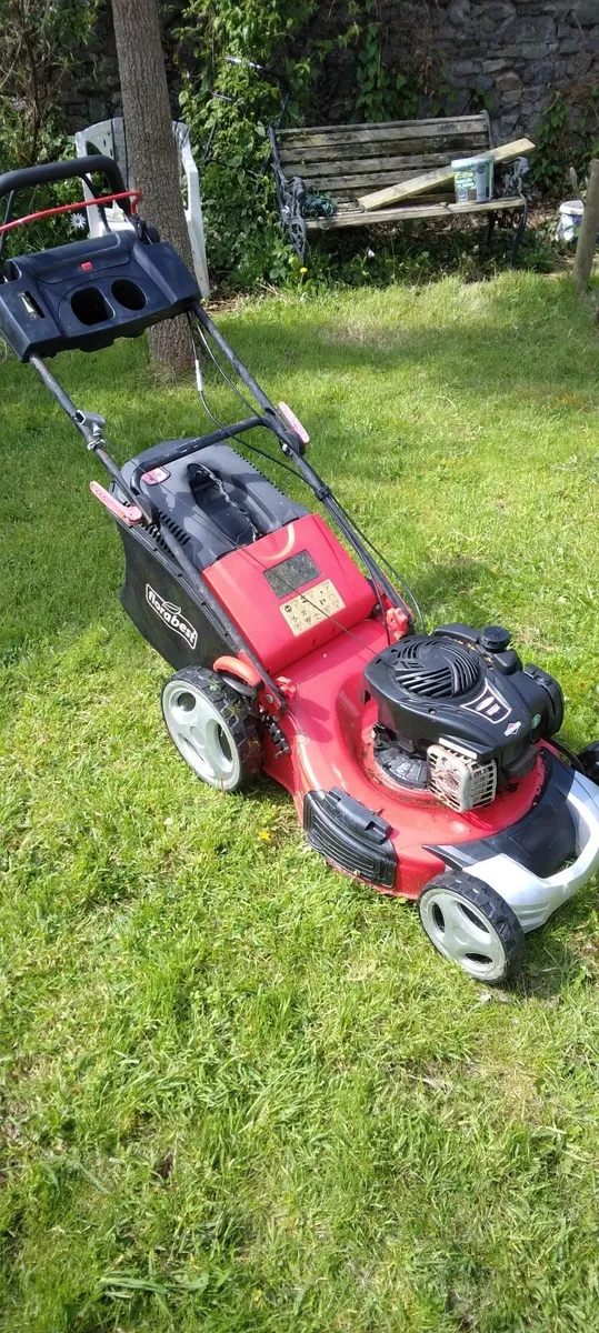 Petrol lawnmower - Image 2