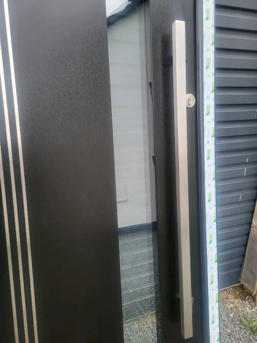 Palladio beunos Aires composite door - Image 3