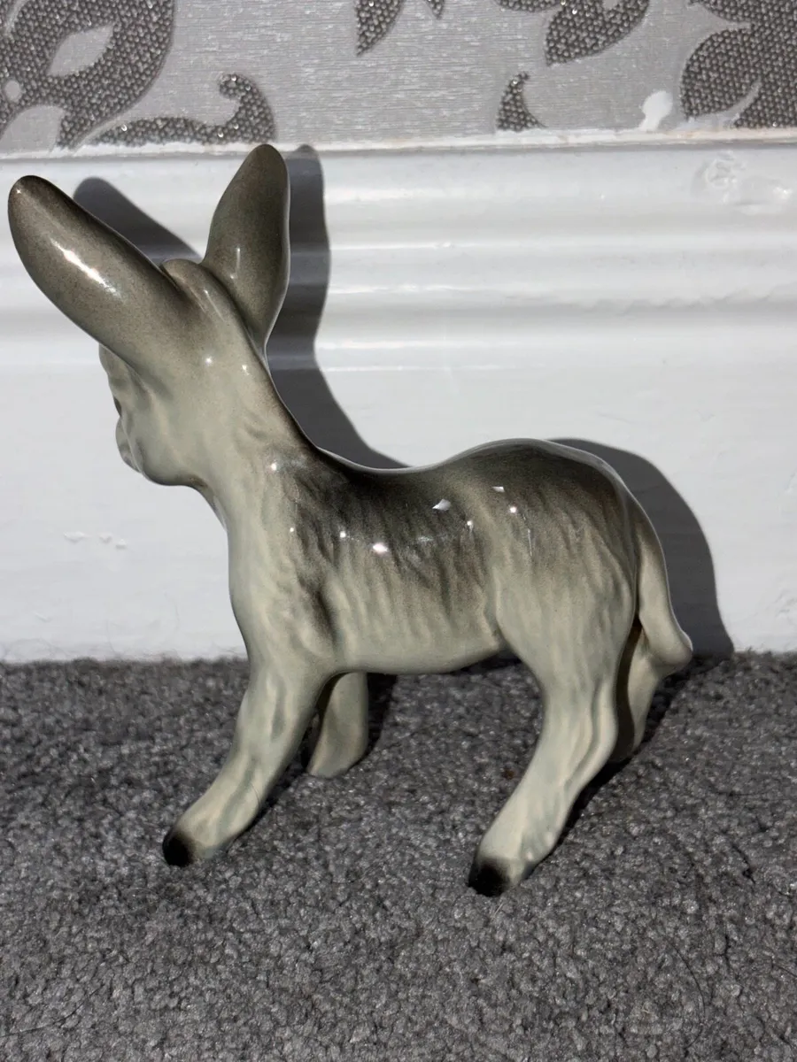 Cooper craft Donkey Figurine - Image 2