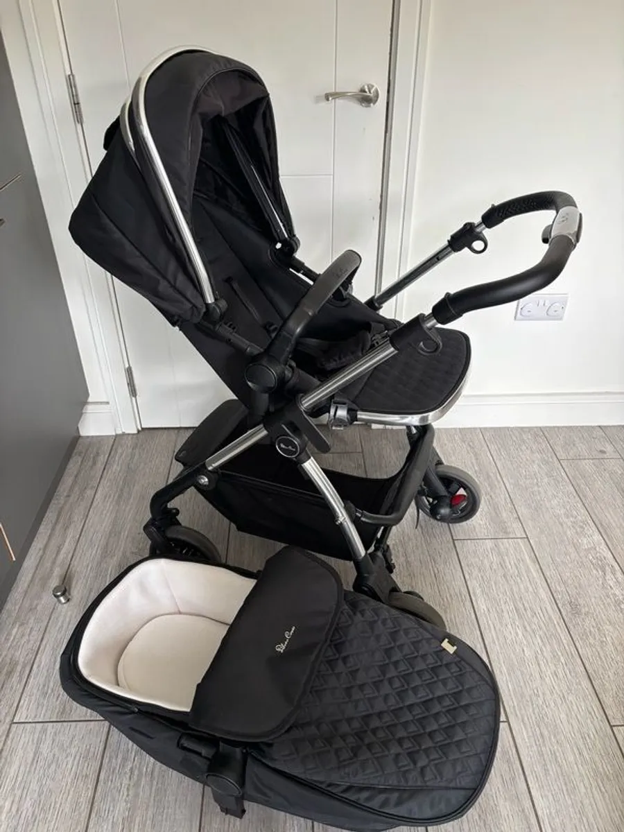 Silver cross pram - Image 2