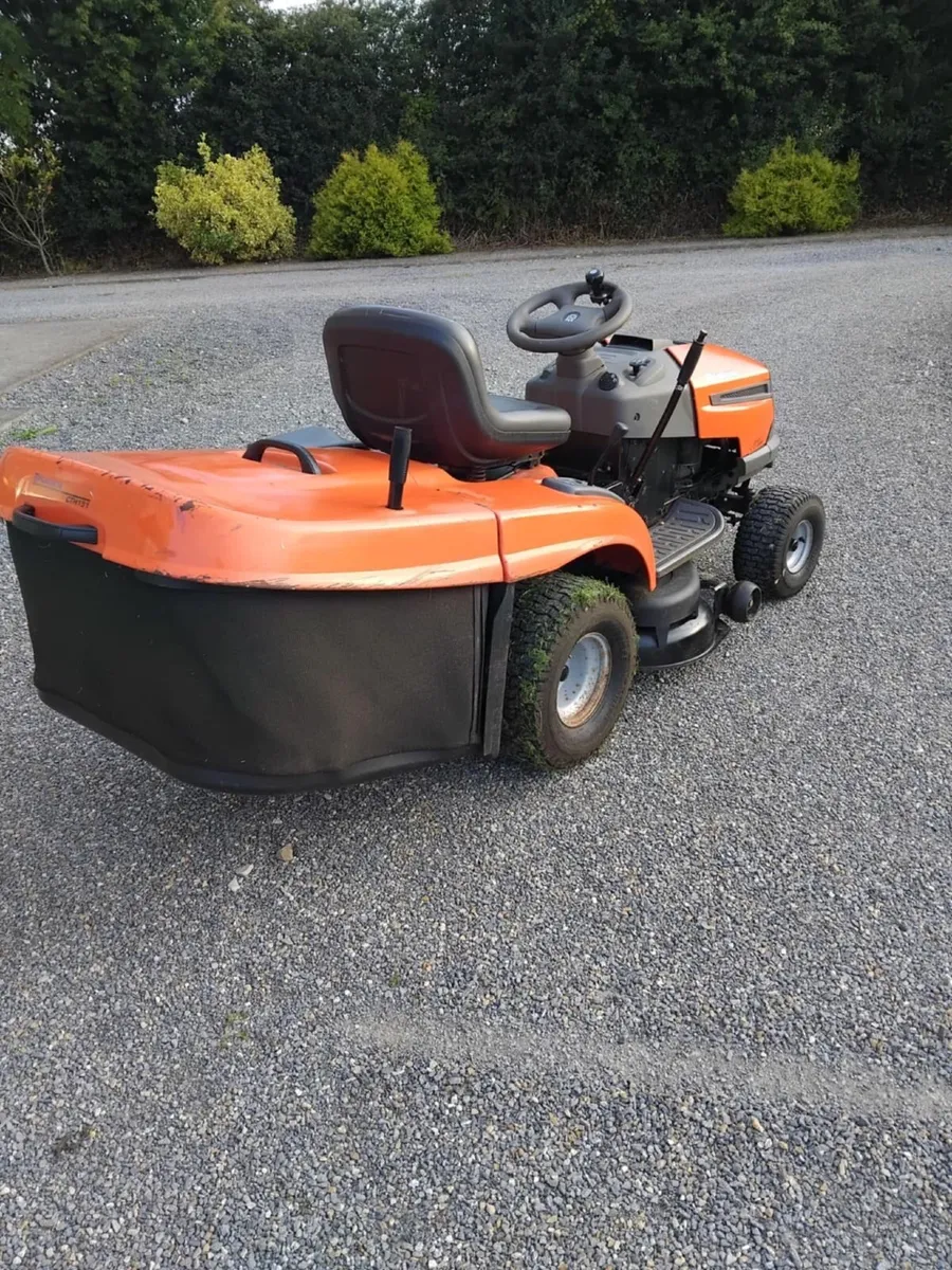 Husqvarna ride on mower 15.5hp priced - Image 3