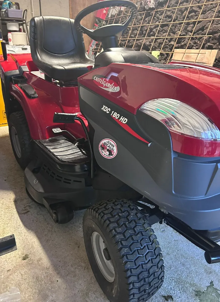 Castelgarden XDC 180 HD Ride on Mower - Image 1