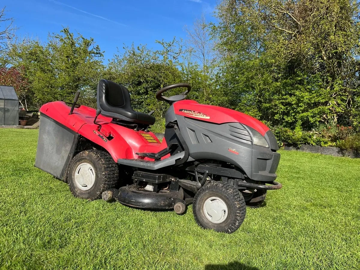 Castelgarden Ride on Mower - Image 2