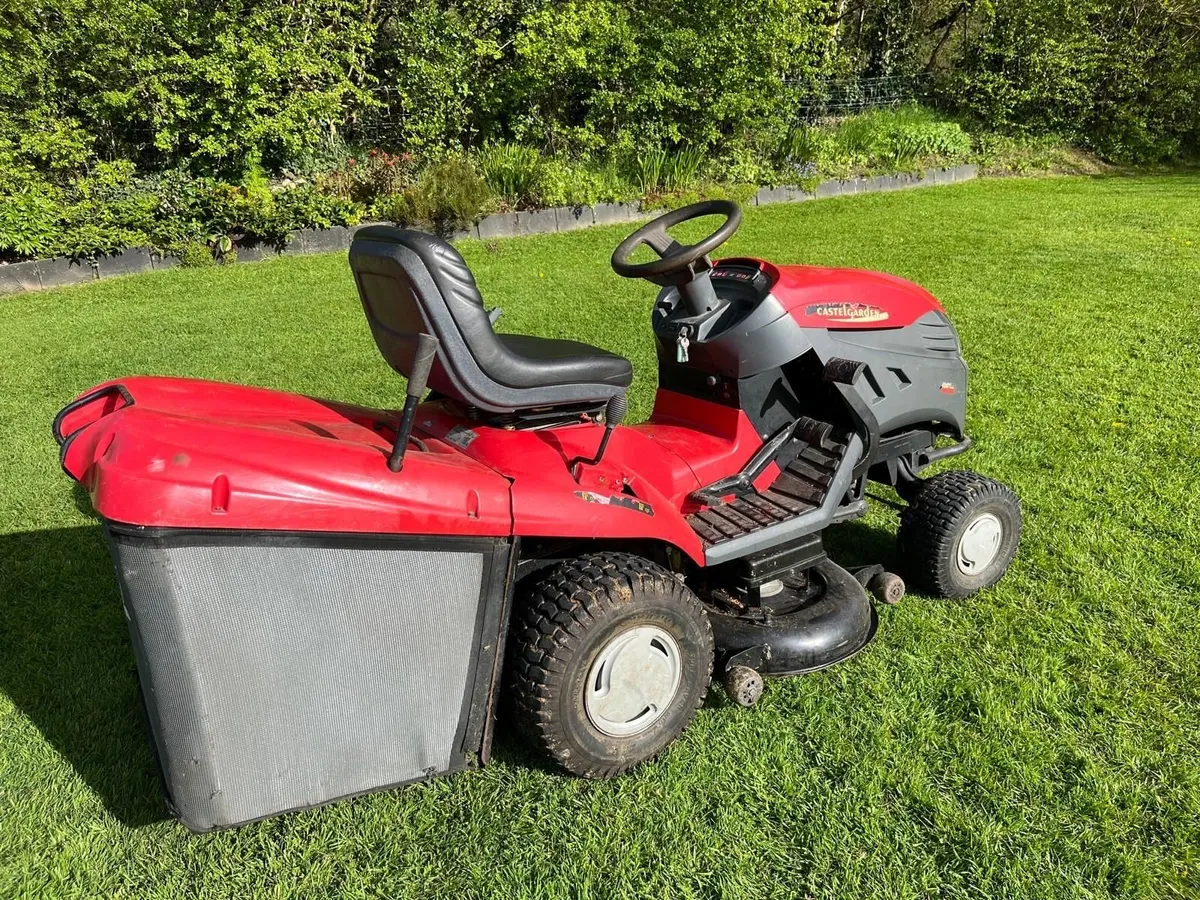 Castelgarden Ride on Mower - Image 4