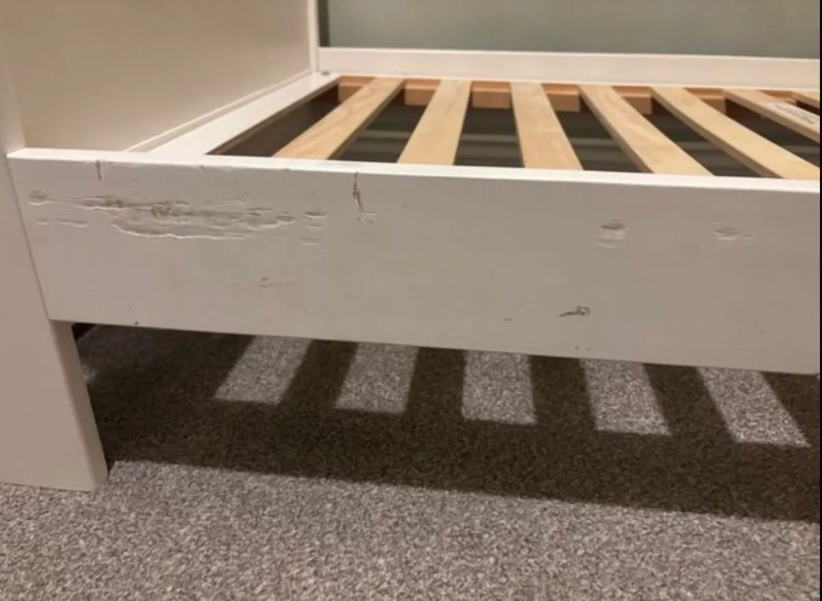 Mia cot bed sleigh mamas and papas - Image 3