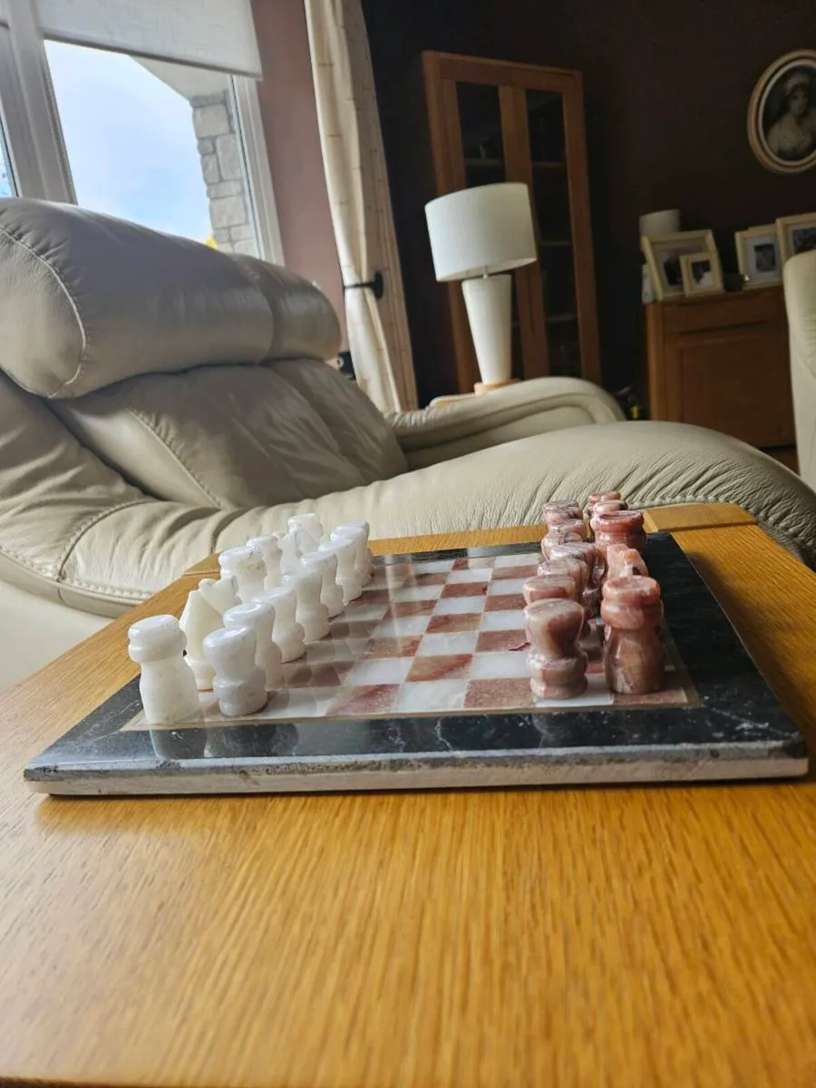 Marble Chess Set - Image 2