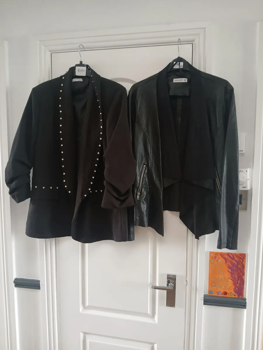 Ladies clothes - Image 1