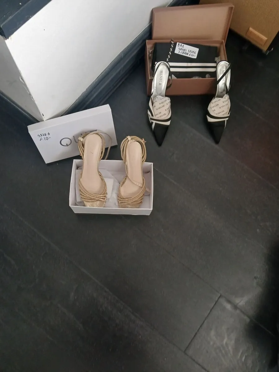 Clothes bags shoed - Image 3
