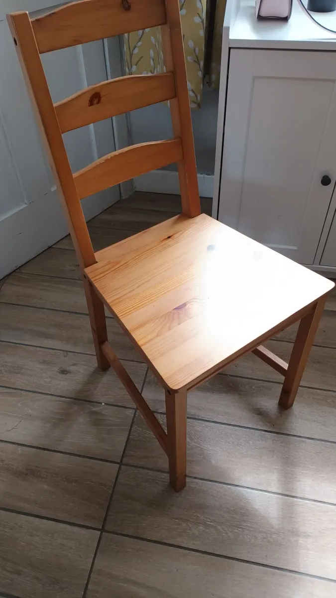 Free wooden dining table and chairs - Image 3