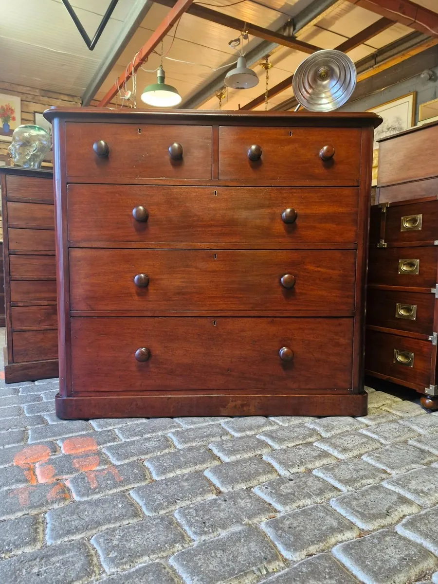 Chest - Image 2