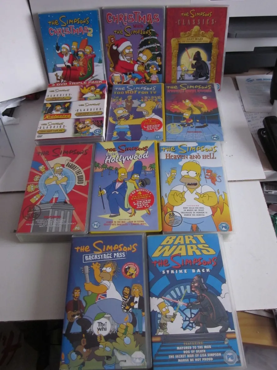Simpsons Bundle DVD's/VHS's - Image 1
