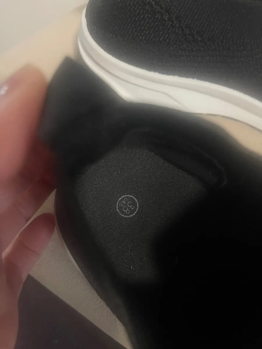 Shoes - Image 4