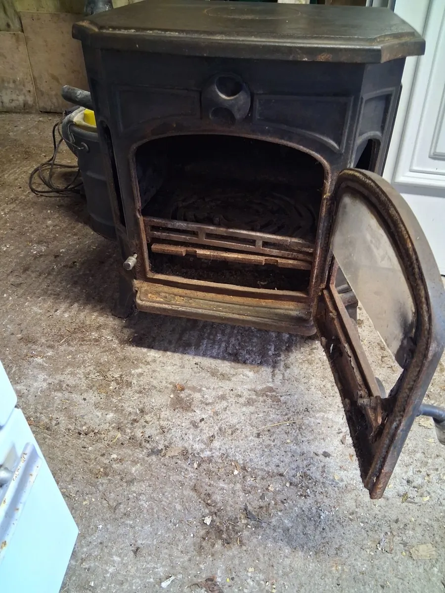 Stove - Image 4