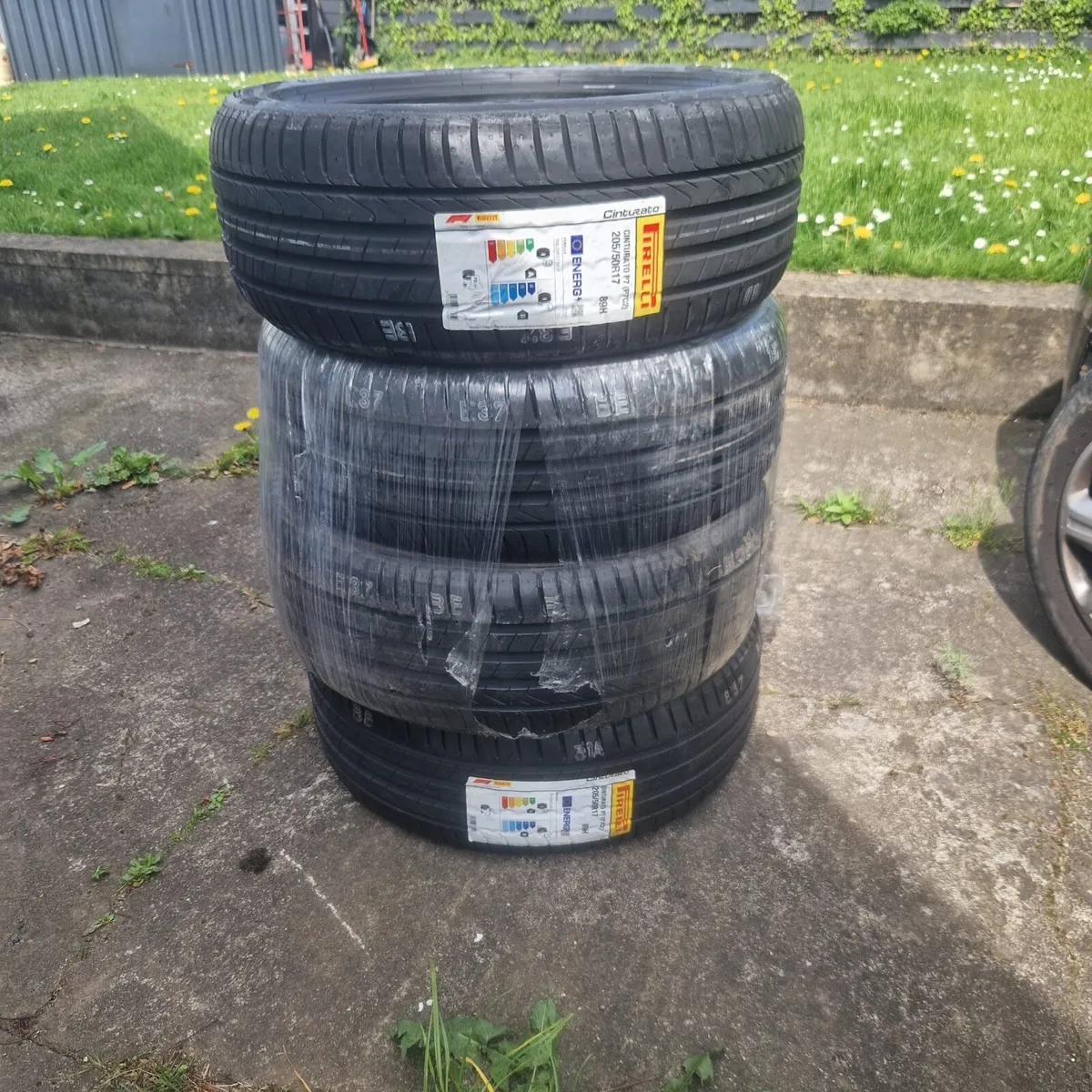 Pirelli Cinturato P7 C2 205/50R17 - Image 2