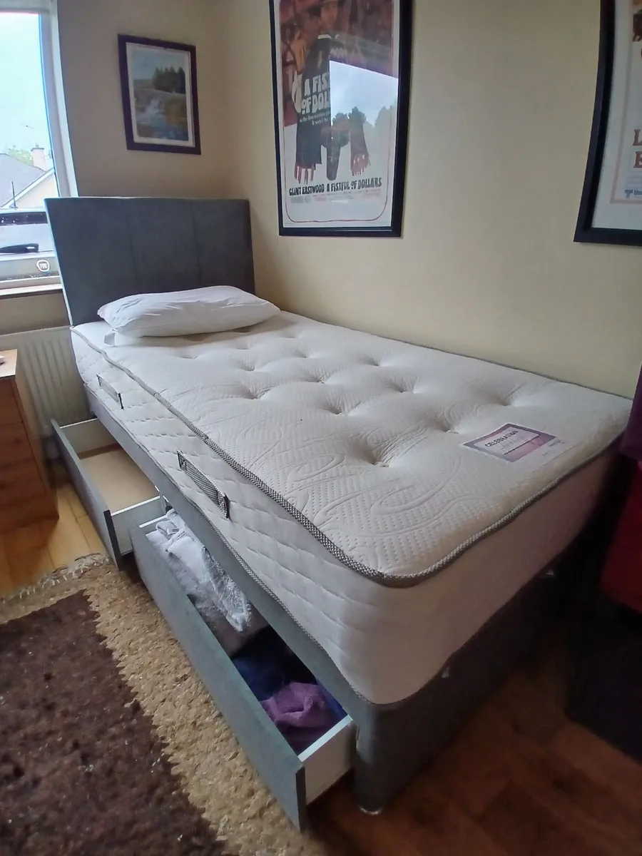 Sleep Tight single bed with pullout drawers - Image 1