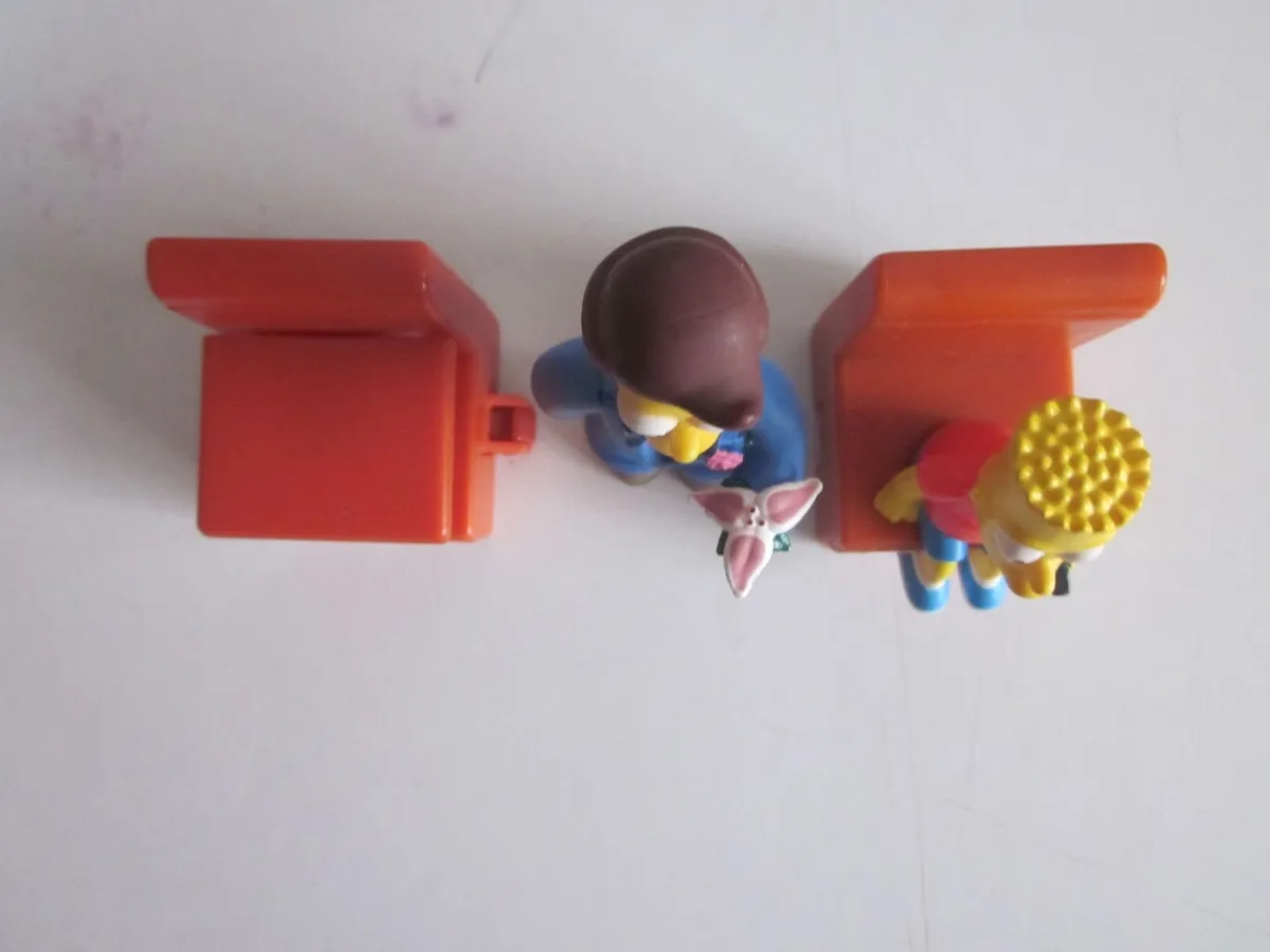 2008 Burger King  The Simpsons Bart+ Maggie Toy Co - Image 3