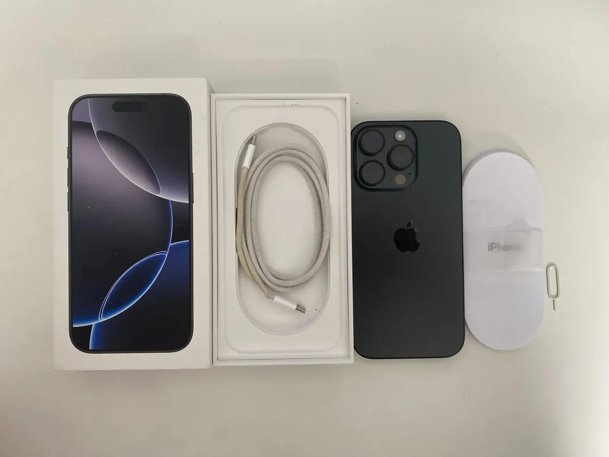 iPhone 16 Pro 128GB Black Titanium – Like New - Image 3