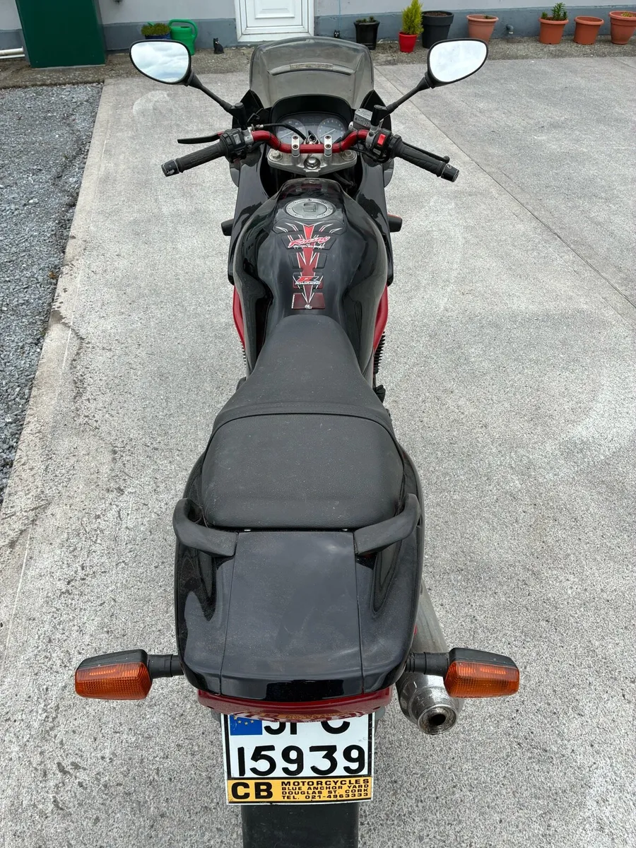 Yamaha 600 motorbike - Image 4