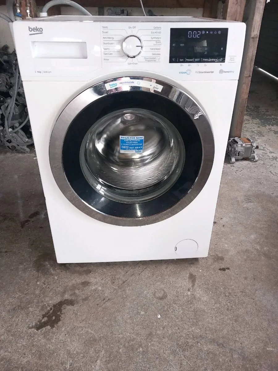 Beko 9kg washing machine 1400 spin - Image 1