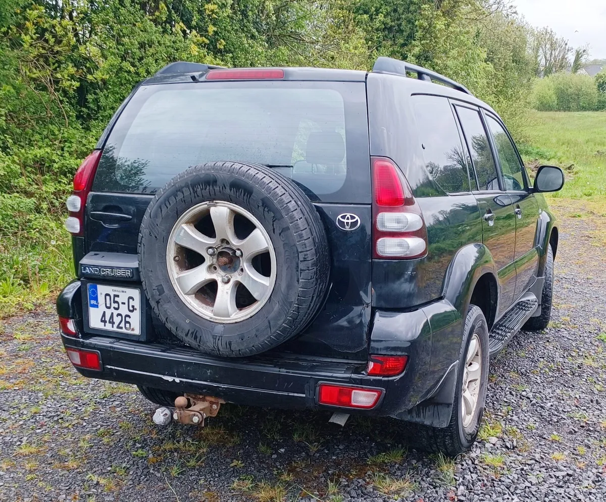 05 Toyota Landcruiser (New Test) - Image 3
