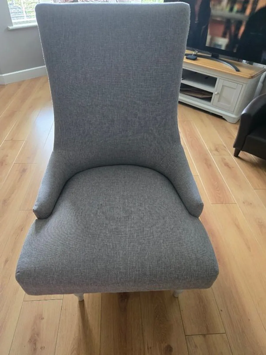 Dining room chairs - Image 1
