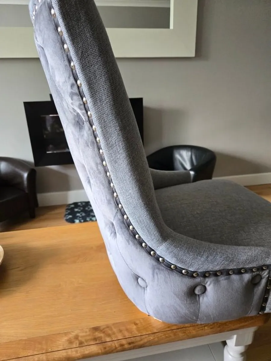 Dining room chairs - Image 3