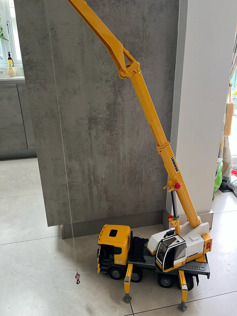 BRUDER Scania crane - Image 4