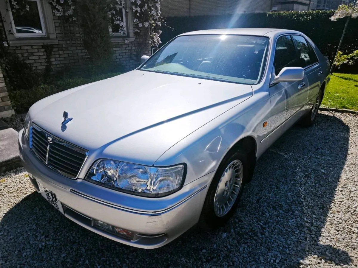 Nissan Cima only 16k mls 4.1L VH41DE V8 - Image 2