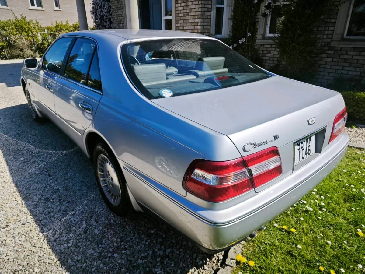 Nissan Cima only 16k mls 4.1L VH41DE V8 - Image 3