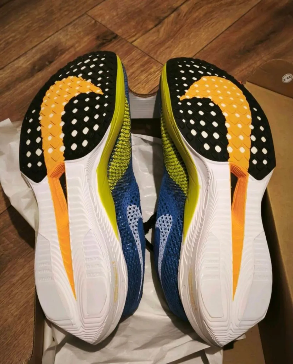 Nike ZoomX Vaporfly Next %3 - Image 2