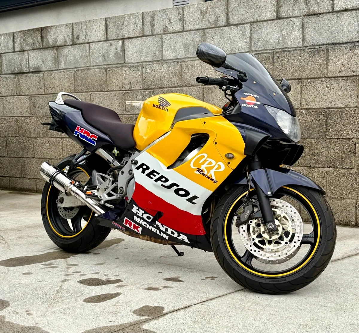 Honda CBR600f - Image 1