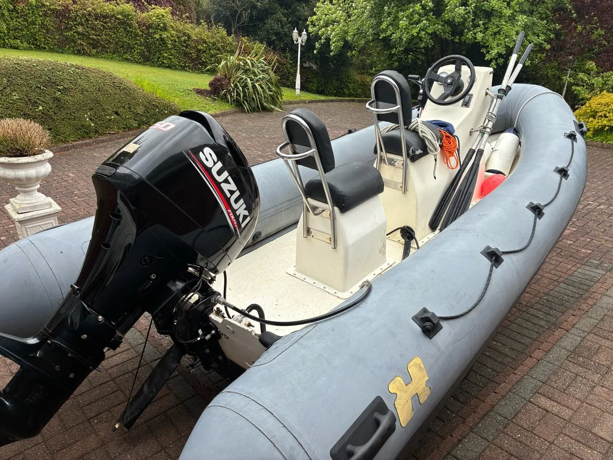 5.5 metre Humber rib 2017 50hp Suzuki with trailer - Image 4