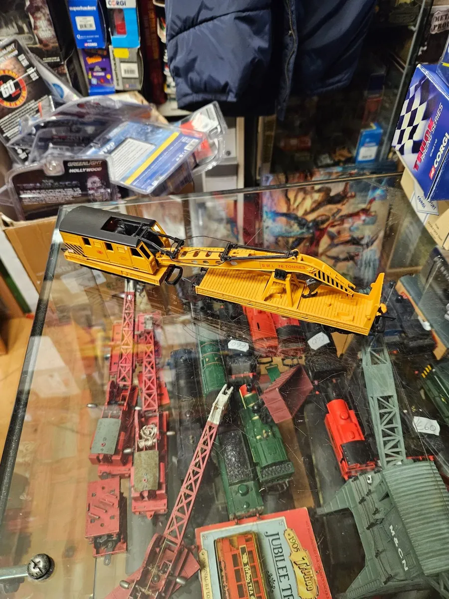 Hornby OO Gauge Crane - Image 1
