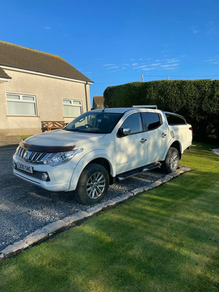 Mitsubishi l200 - Image 1