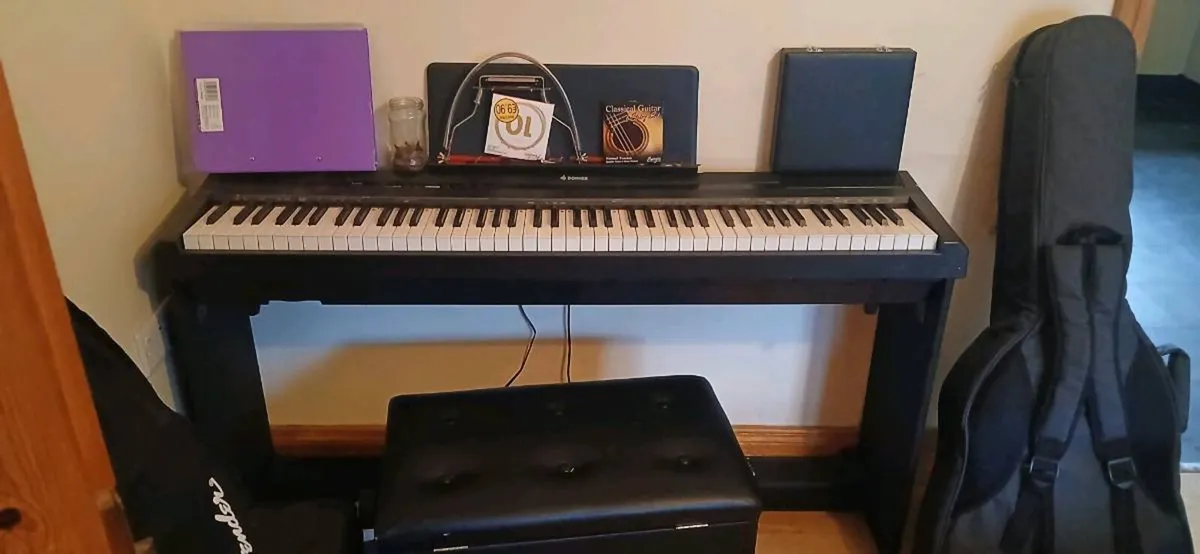 Digital Piano - Image 1