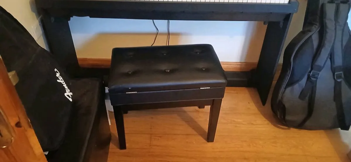 Digital Piano - Image 2