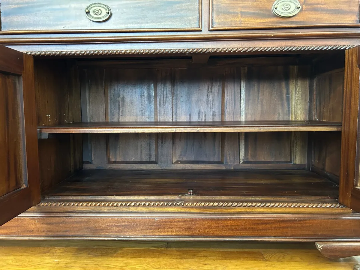 Solid Mahogany Sideboard/Dresser - Image 4
