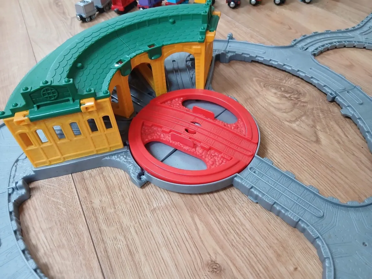 Thomas and friends trains and track sets - Image 3