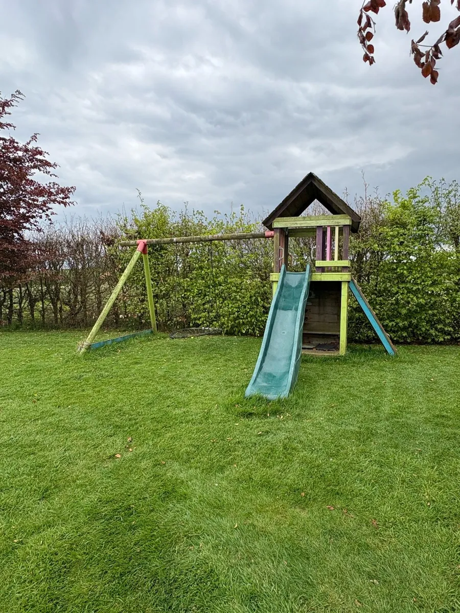 Outdoor playhouse - Image 3