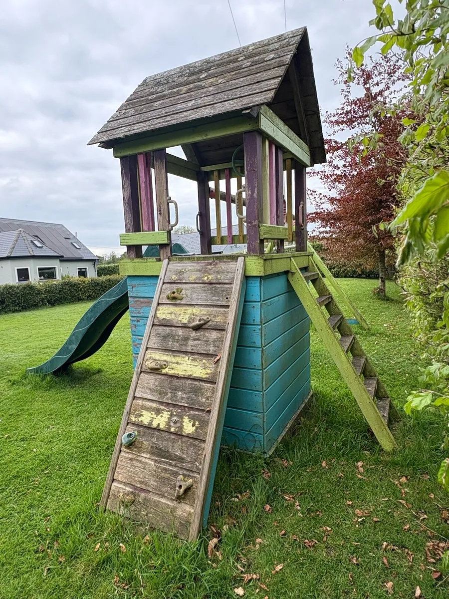 Outdoor playhouse - Image 4