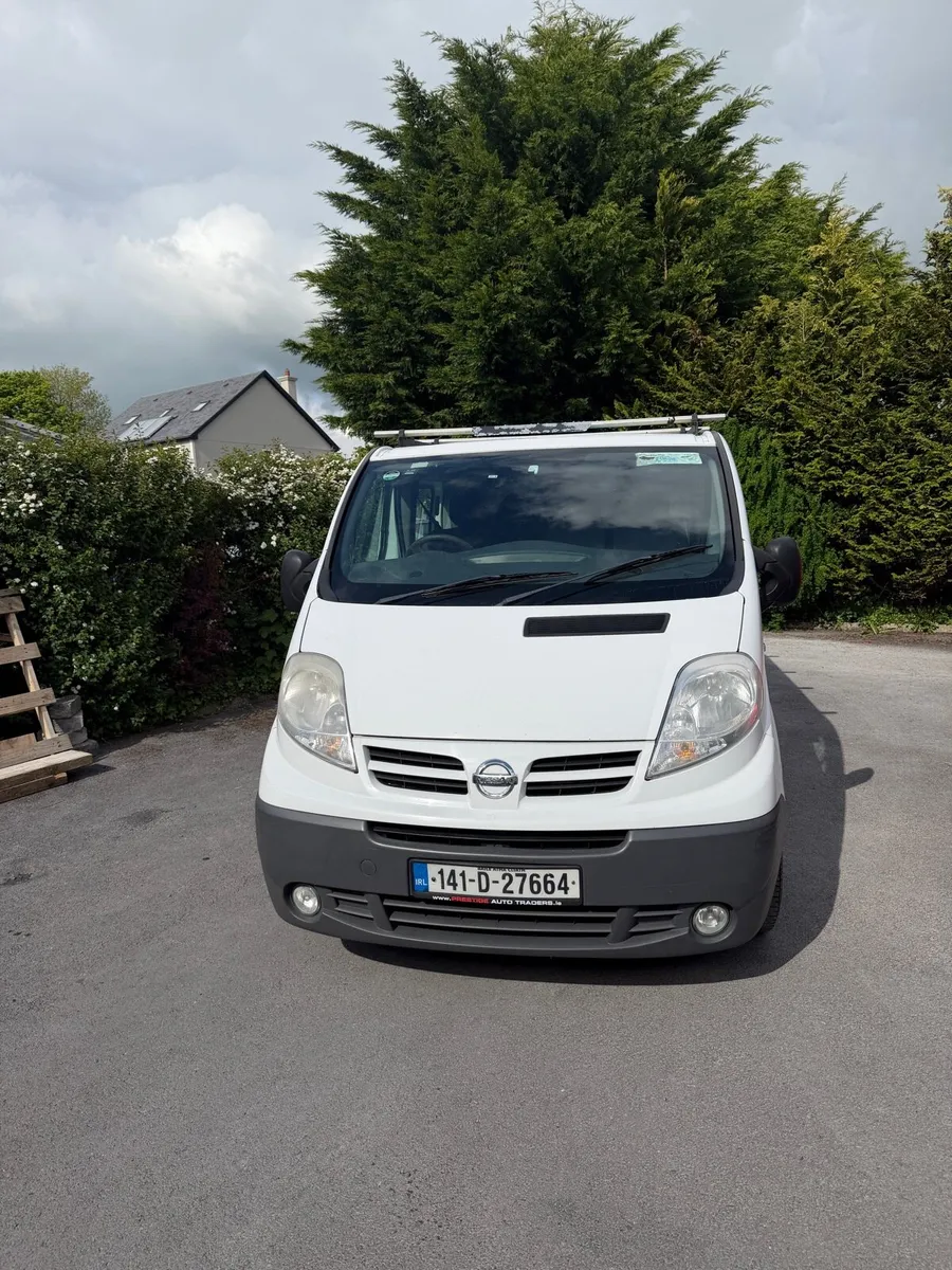 Crew cab 6 seats - Image 1