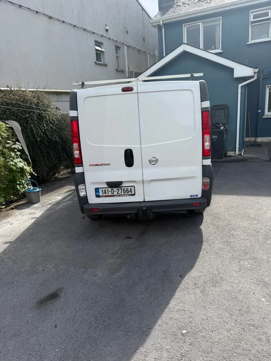 Crew cab 6 seats - Image 2